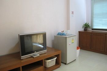 Somjai House Hotel Si Racha Ngoại thất bức ảnh